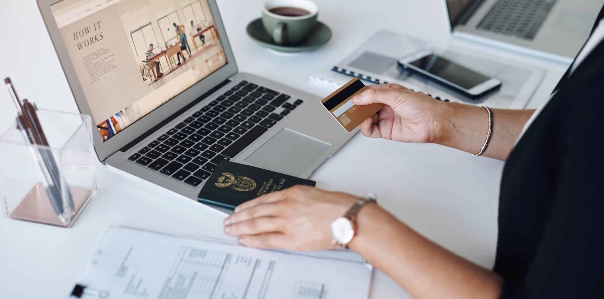 Business,Woman,,Hands,Or,Credit,Card,With,Passport,For,Travel,